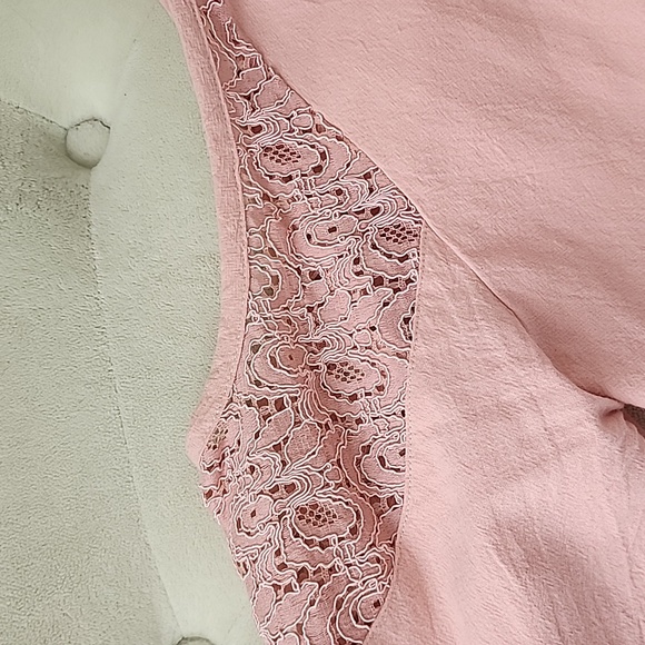 Women top cold shoulder - Picture 2 of 8